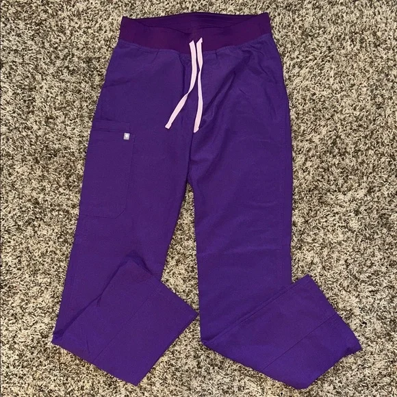 Figs Ultra Violet Kade XST - Picture 1 of 3